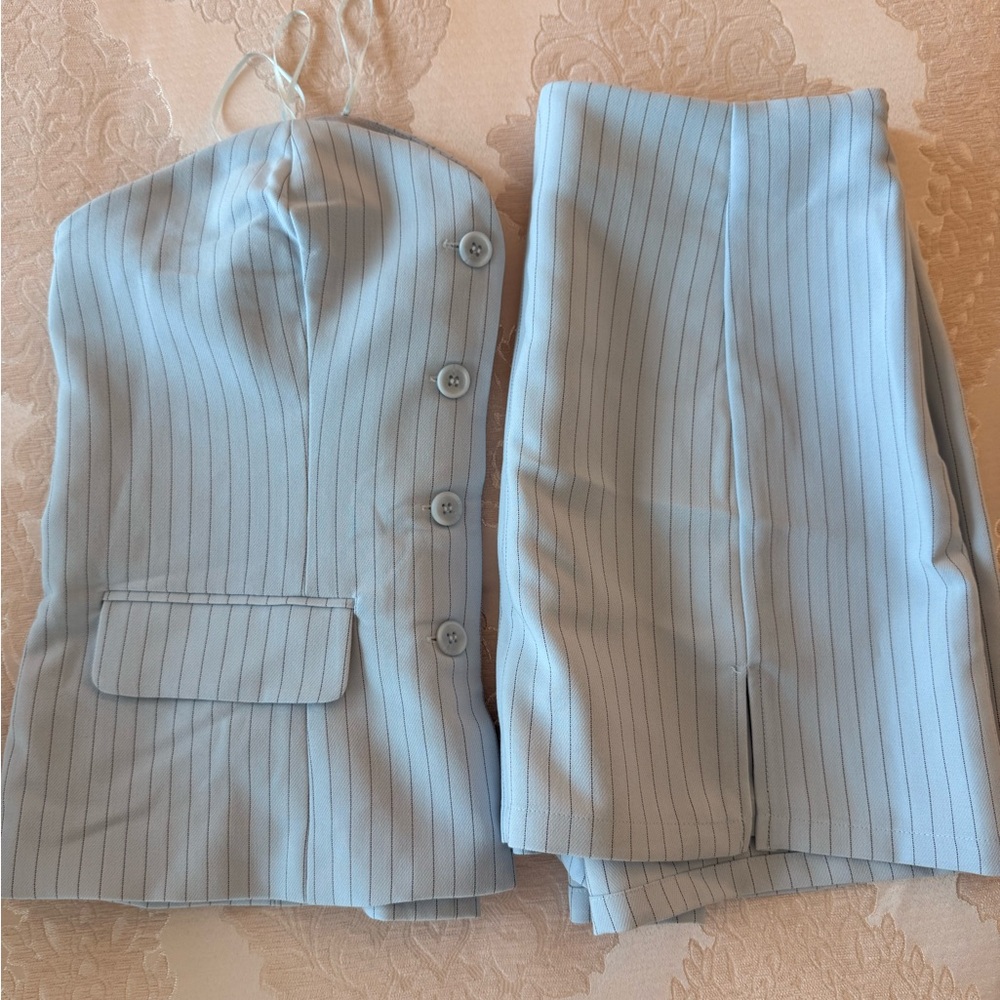 Sincerely Jules White and sky blue Corset Top and skirt - Picture 6 of 7